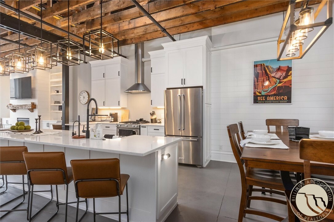 Property Photo: 104 N Broadway 405 MT 59101