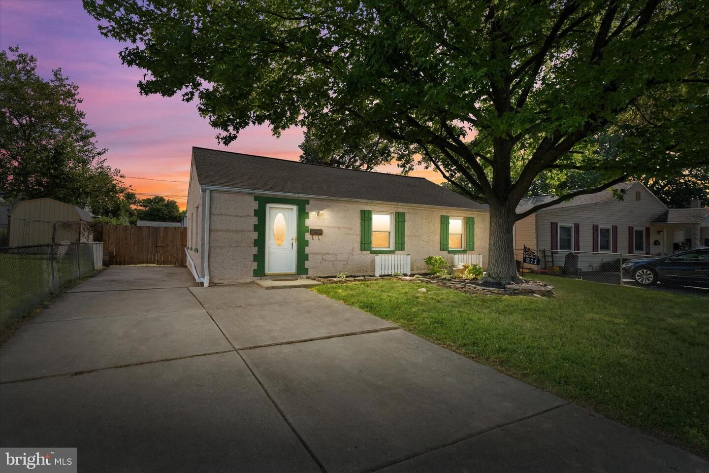 Property Photo: 211 May Avenue DE 19720