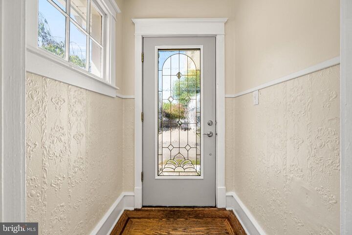 Property Photo: 112 E Franklin Avenue NJ 08108