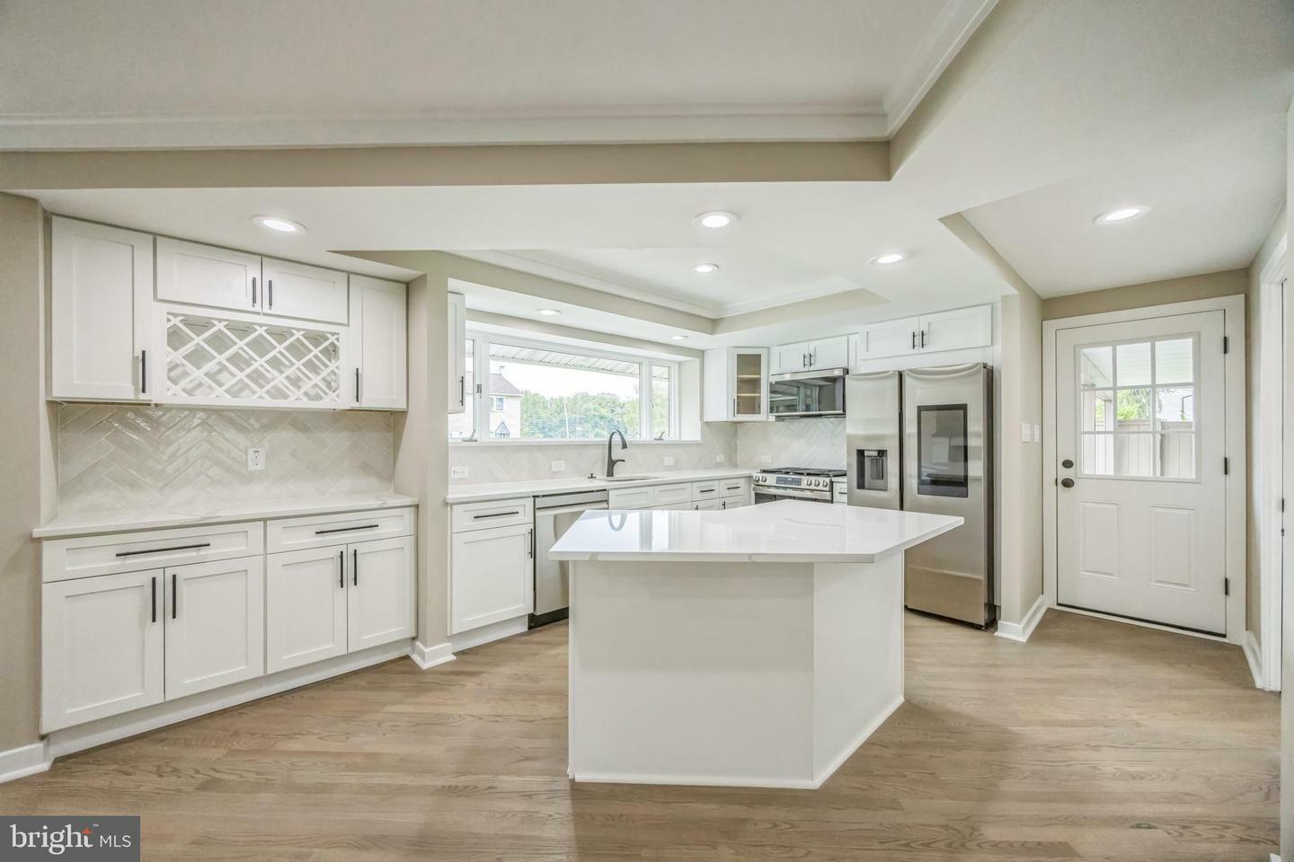 Property Photo: 6 Whitewood Drive NJ 08628