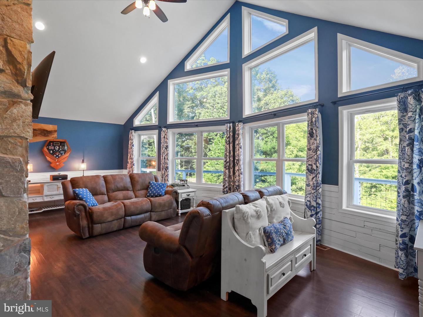 Property Photo:  10 Westview Drive  VA 22642 