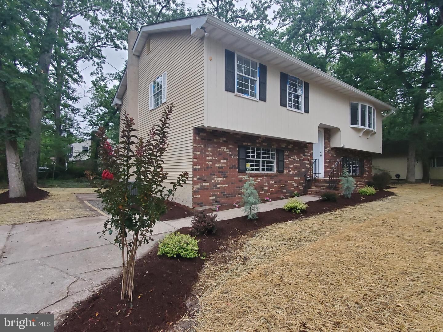 Property Photo:  2101 N Lakeshore Drive  NJ 08015 