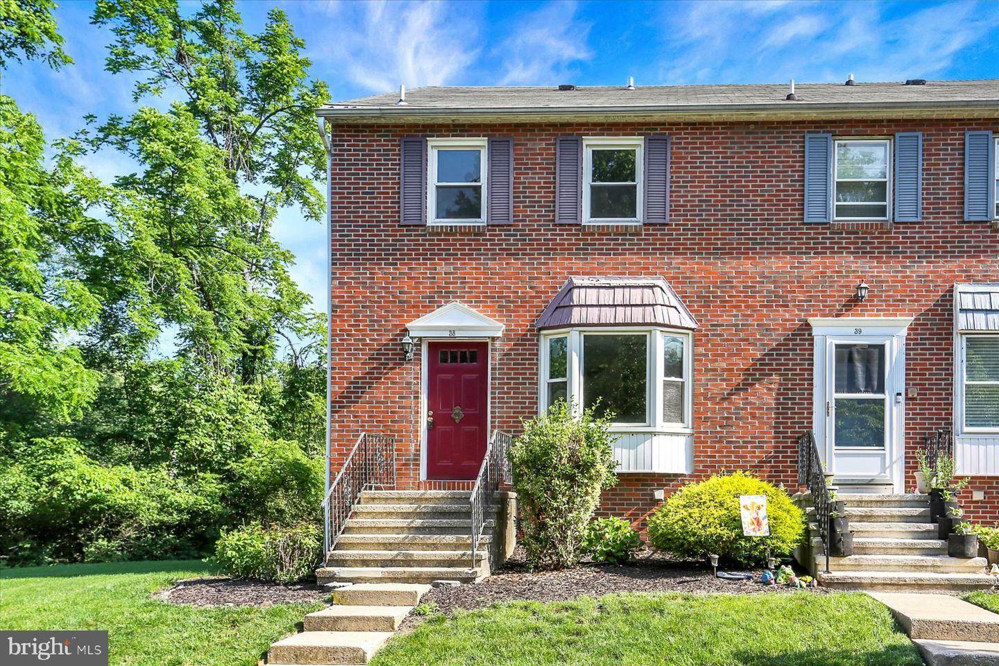 Property Photo: 38 Fairfax Village PA 17112