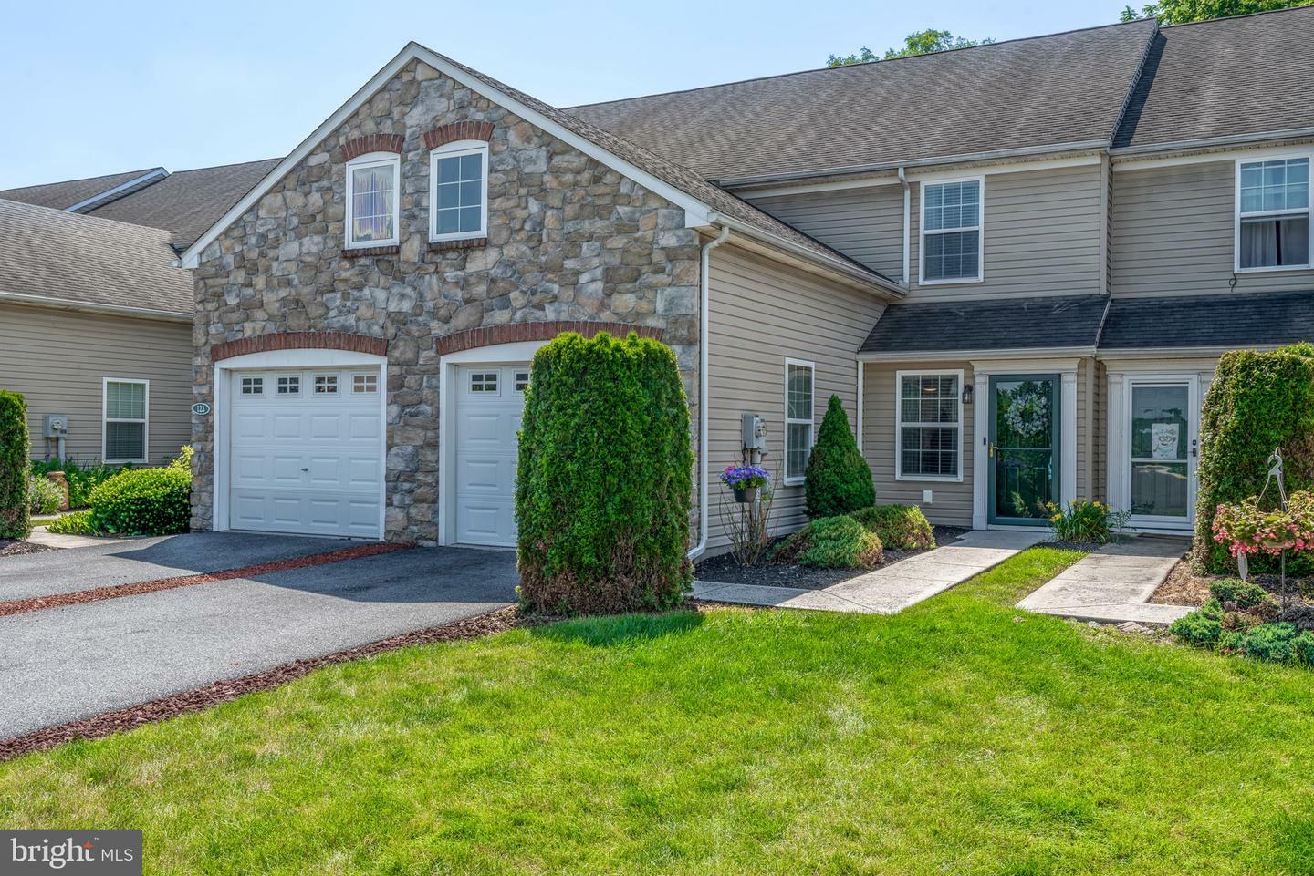 Property Photo: 121 Westpoint Drive PA 17013