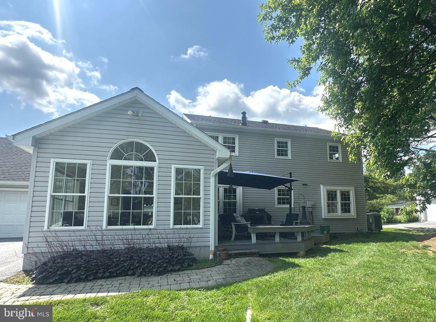 Property Photo: 933 Greenlea Road PA 17033