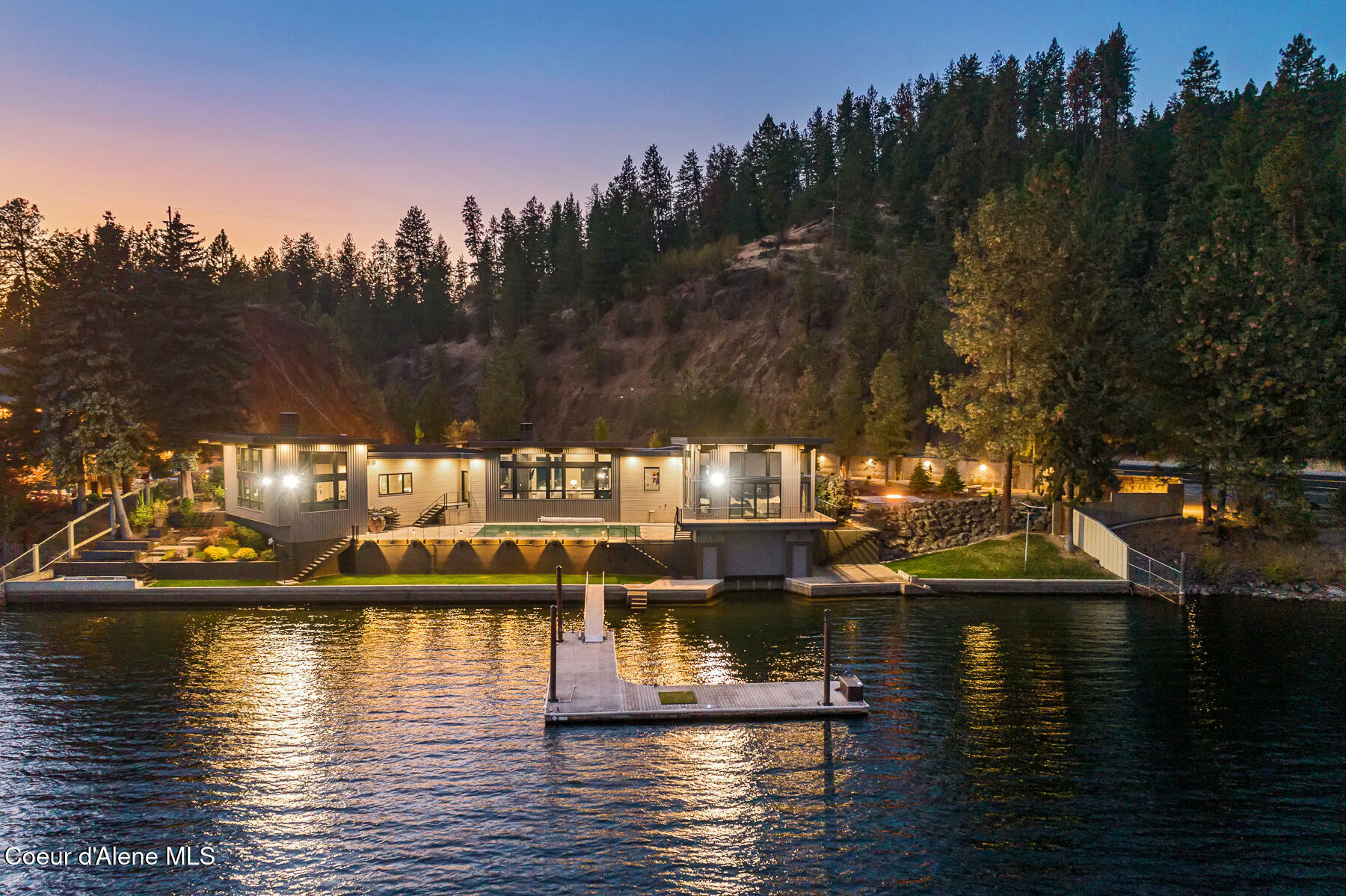 Property Photo: 9880 E Coeur D Alene Lake Dr ID 83814