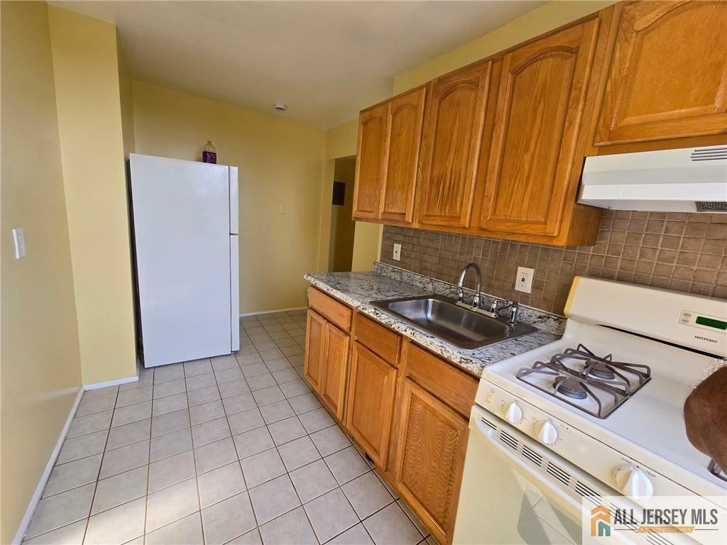 Property Photo: 2271 John F Kennedy Boulevard 304 NJ 07304