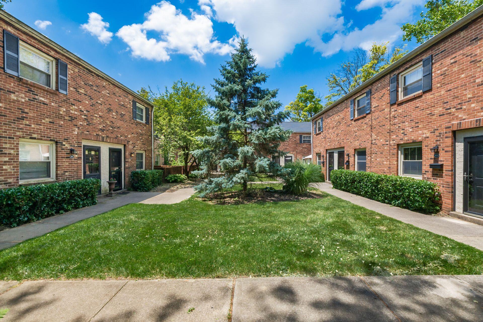 Property Photo: 4800 Merrifield Place OH 43220