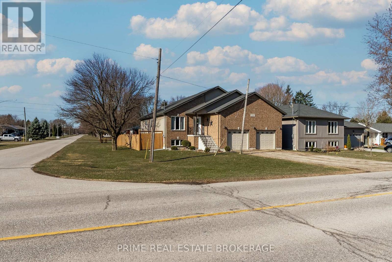 Property Photo: 631 Main Street ON N0P 1C0