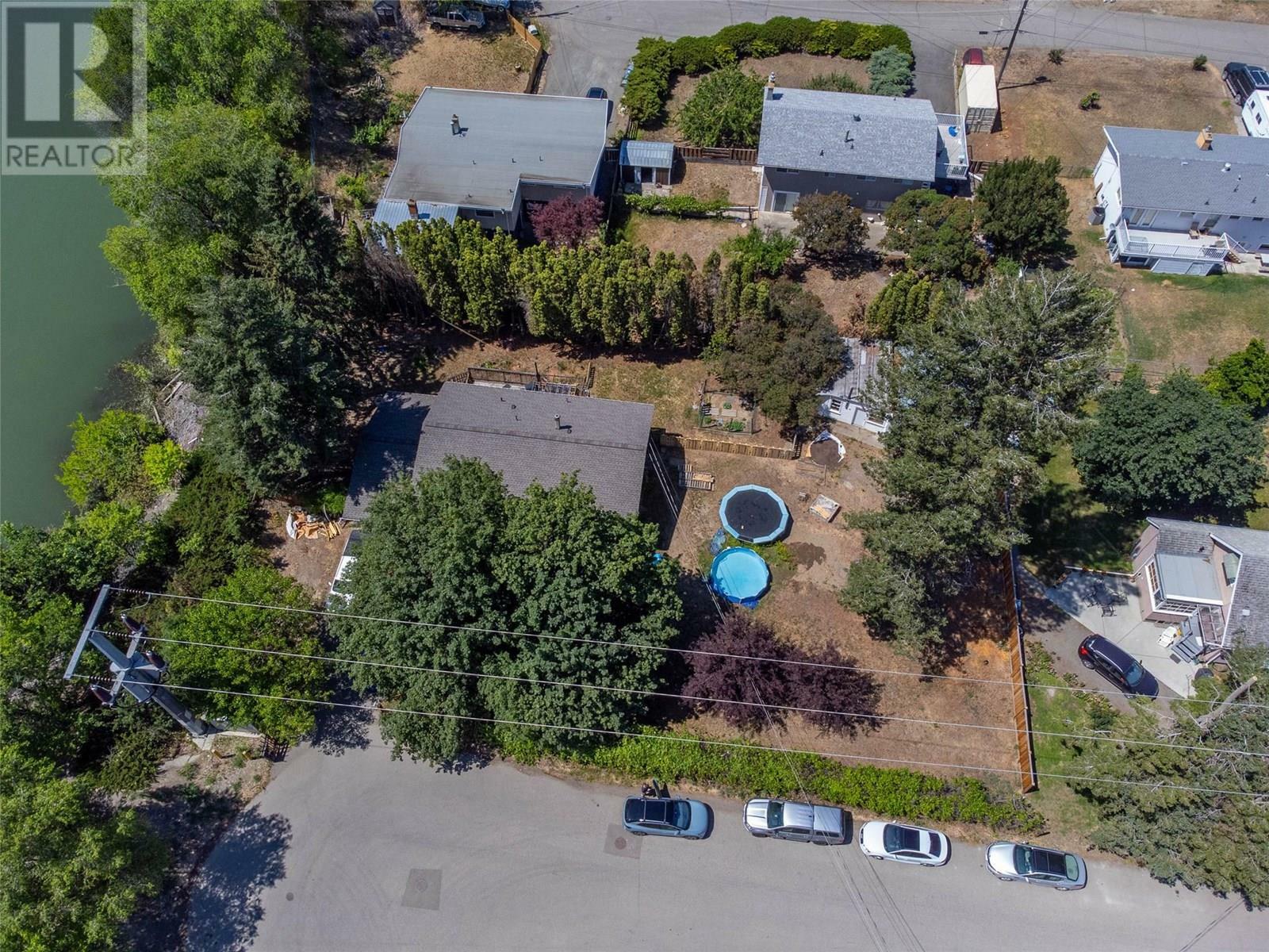 Property Photo: 520 Singh Street BC V2B 5C2
