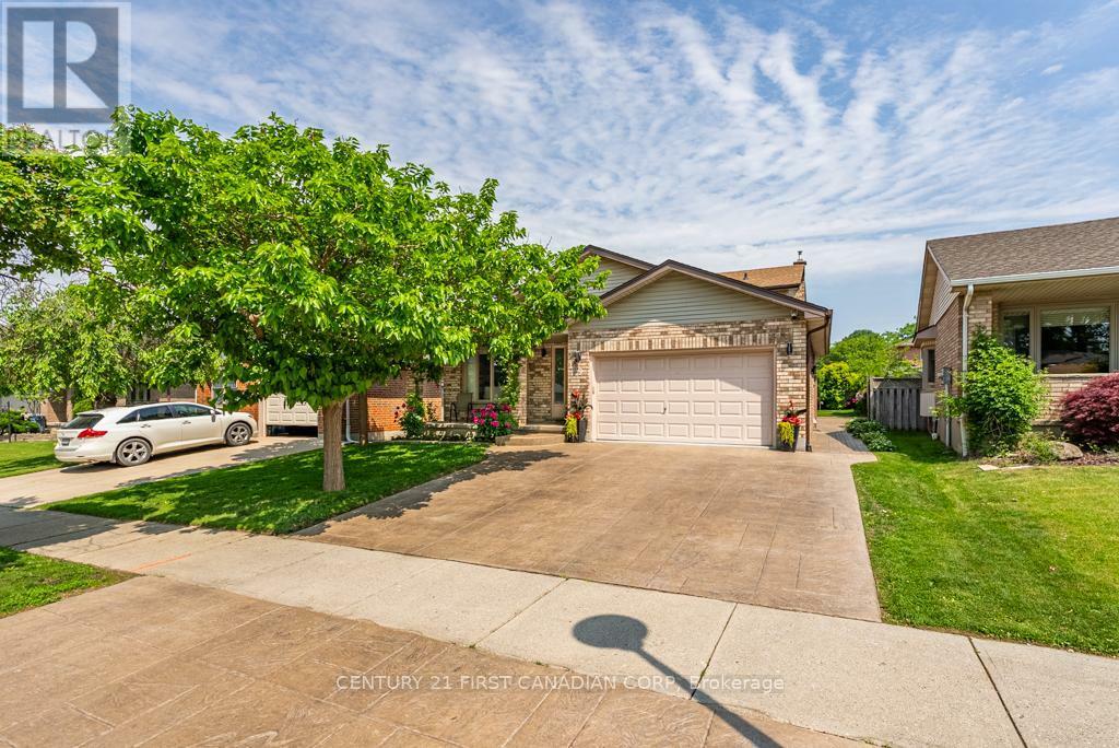 Property Photo: 169 Ashley Crescent ON N6E 3P9