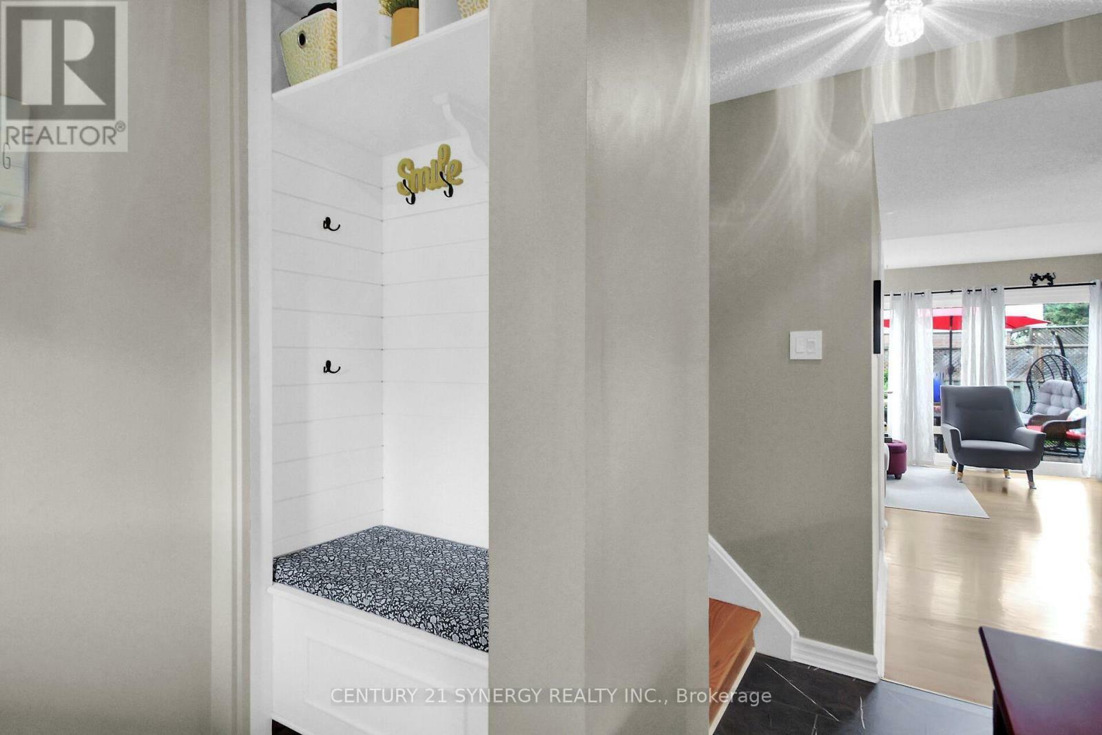 Property Photo: 121 Monterey Drive ON K2H 7A9