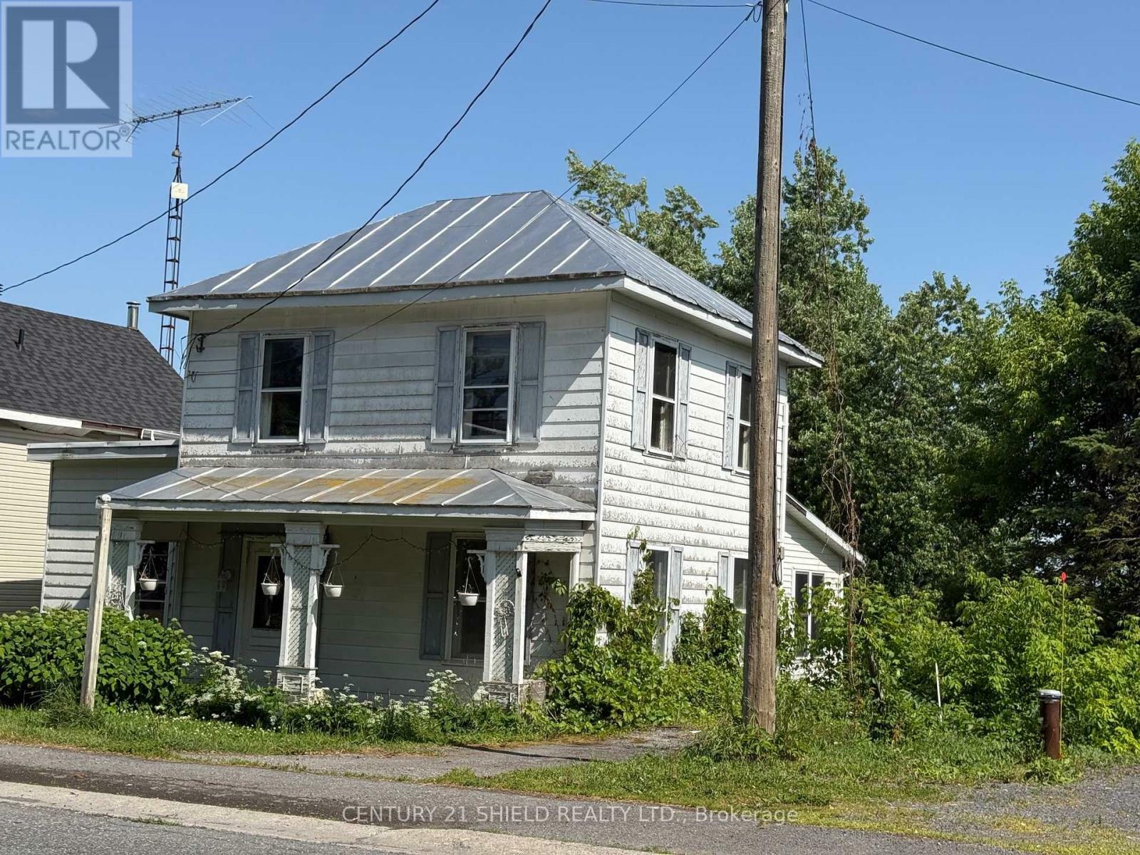 Property Photo: 20064 County Rd 18 Road ON K0C 2J0