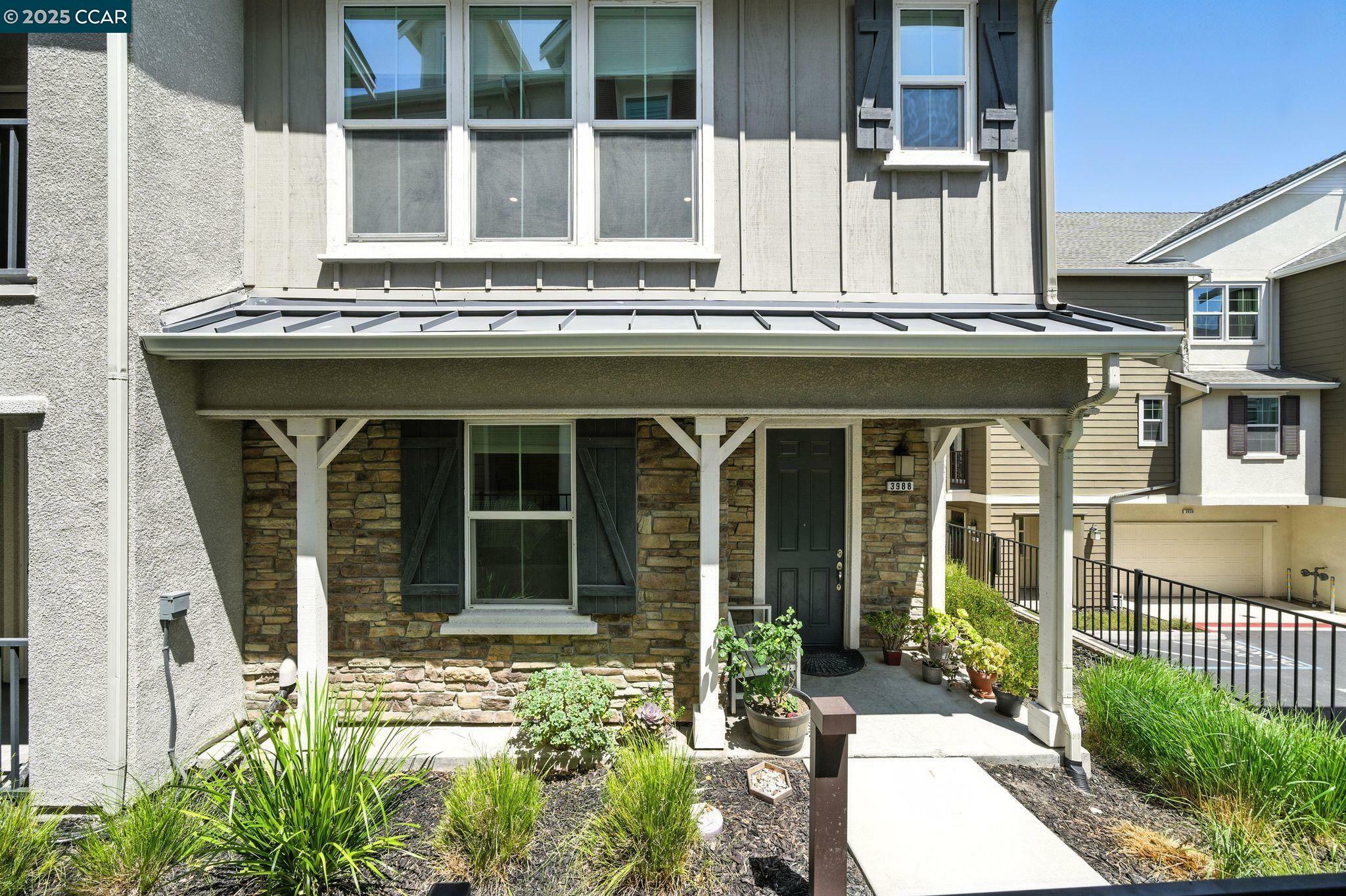 Property Photo: 3988 Windsor Way CA 94568