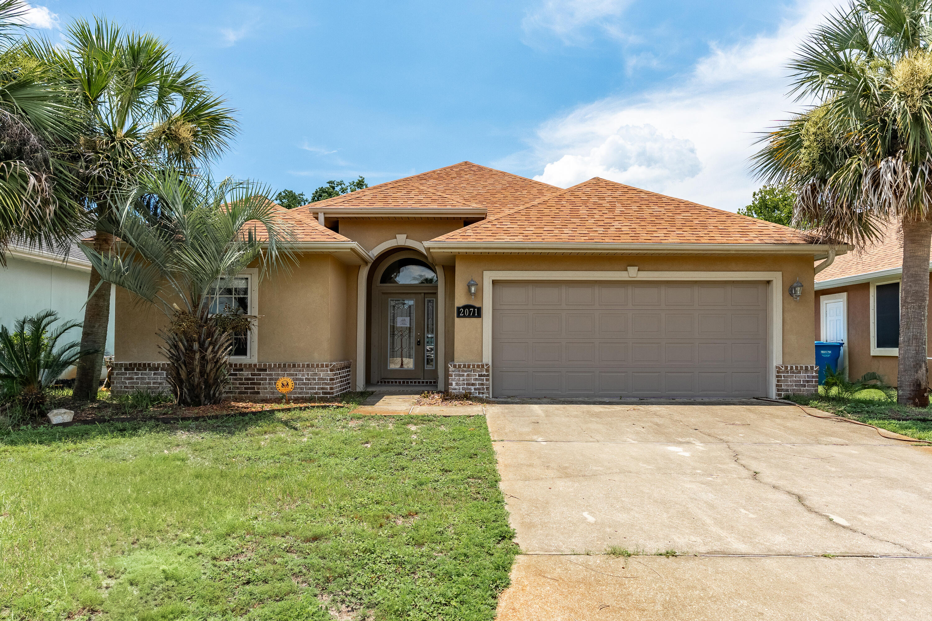 Property Photo: 2071 Fountainview Drive FL 32566