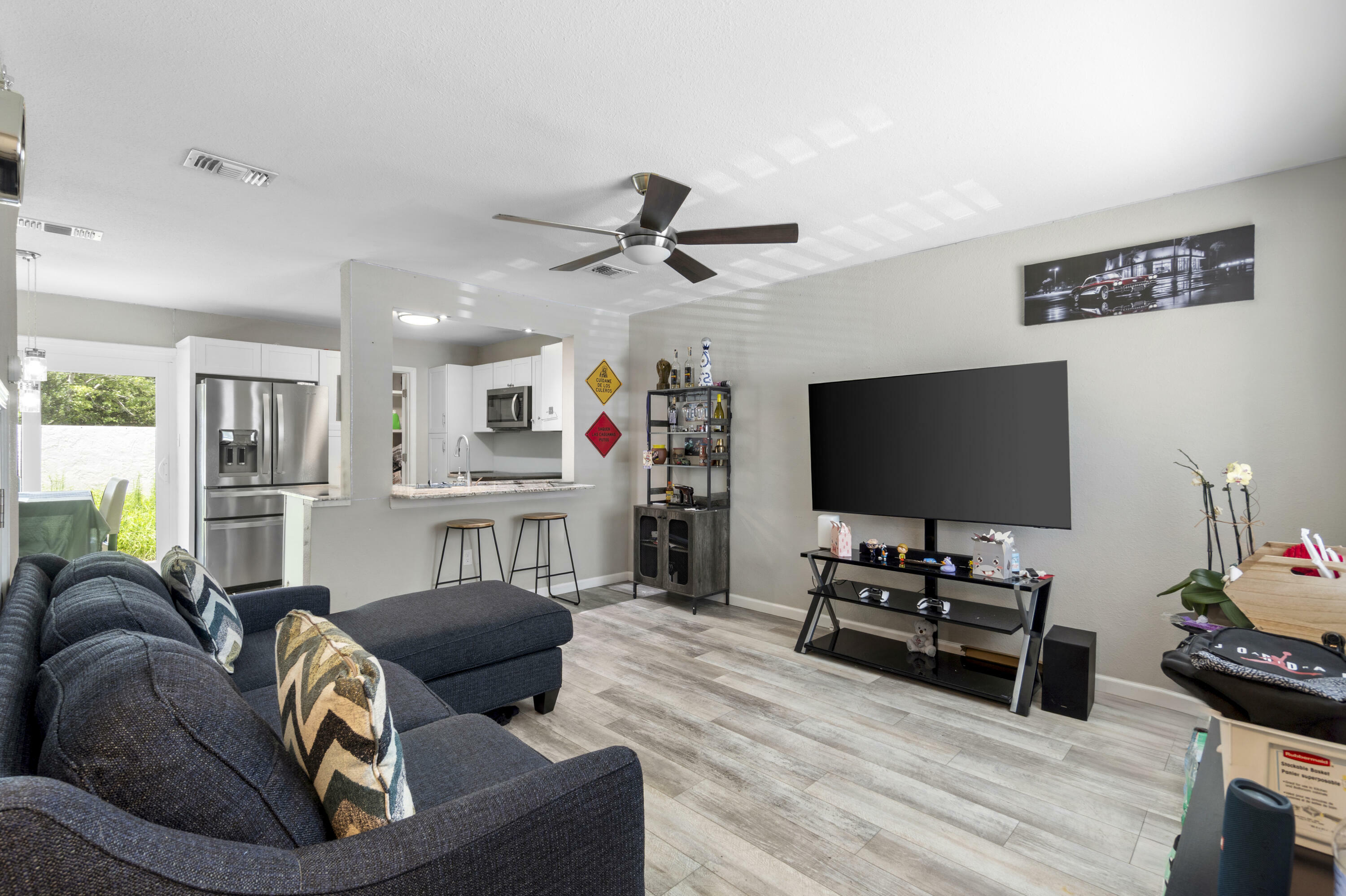 Property Photo: 710 Legion Drive P2 FL 32541