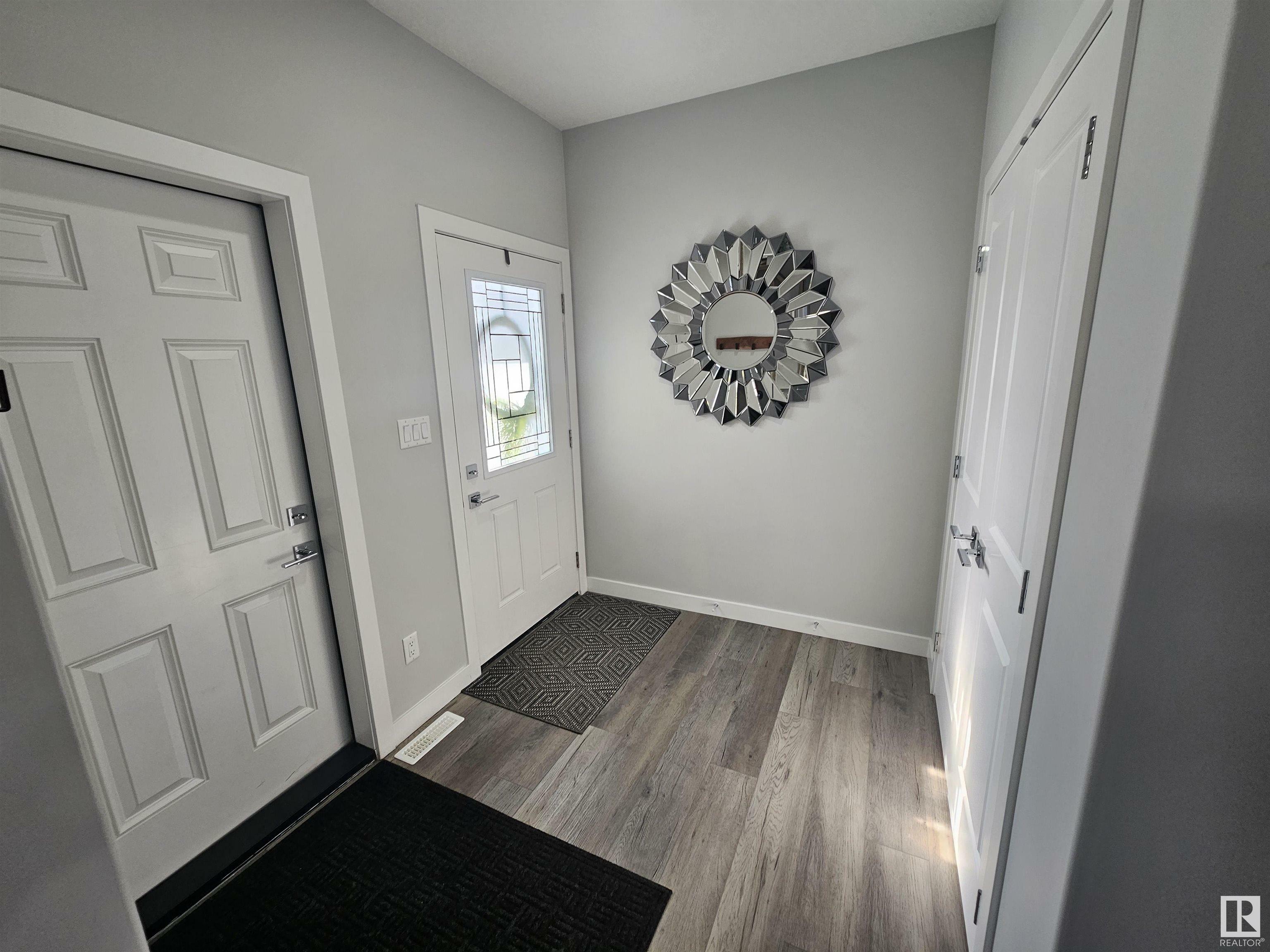 Property Photo: 73 Meadowpark Gate AB T7X 0T9