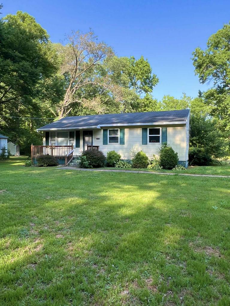Property Photo: 8489 Neal Parker Rd VA 23442