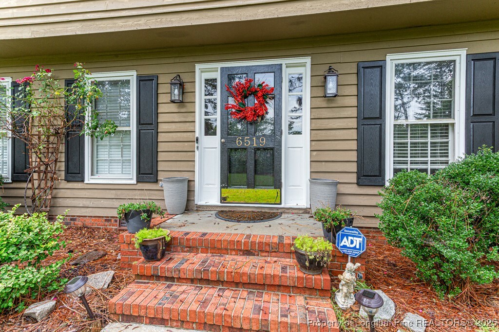 Property Photo: 6519 Countryside Drive NC 28311