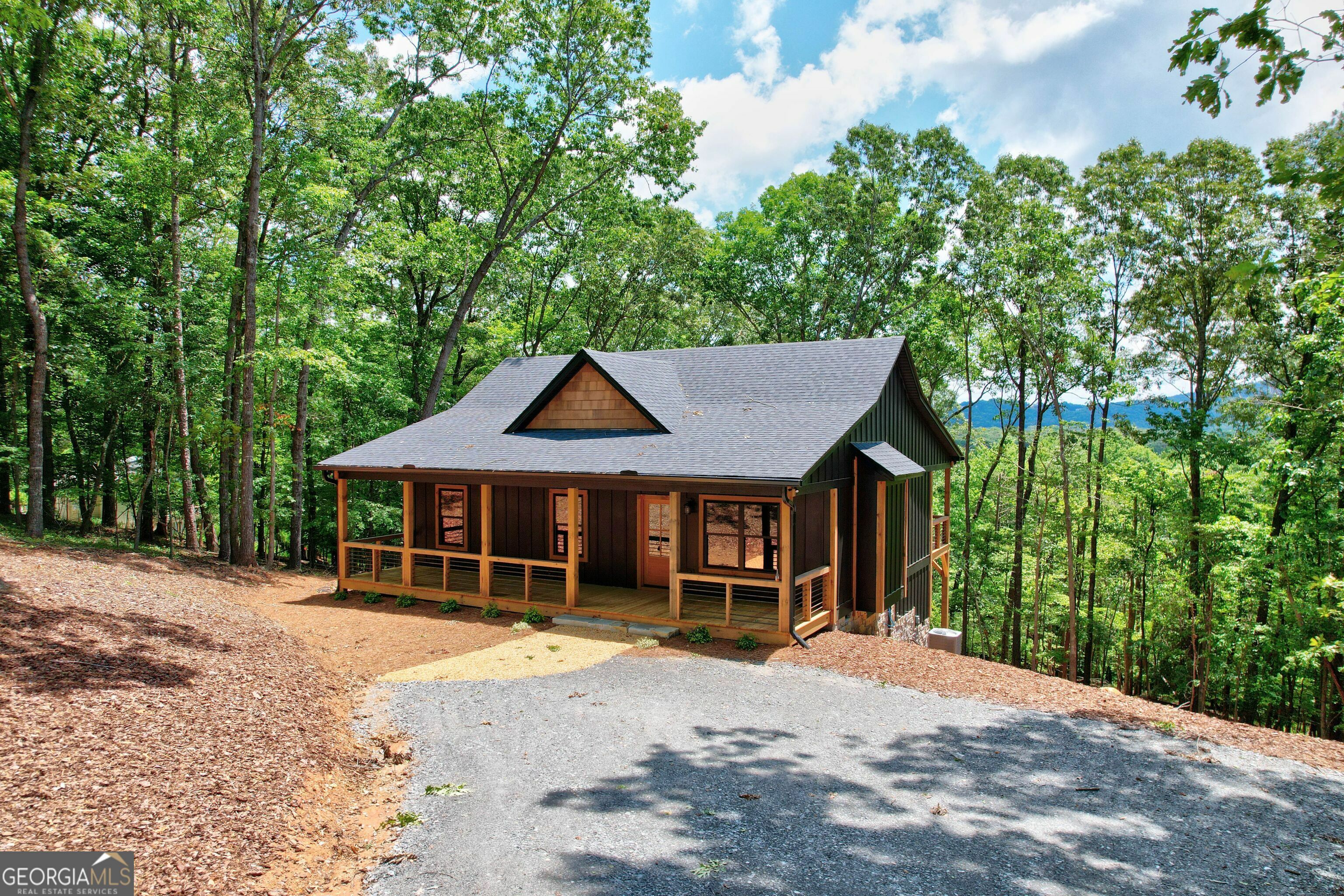 Property Photo: 112 Morningside Court GA 30540