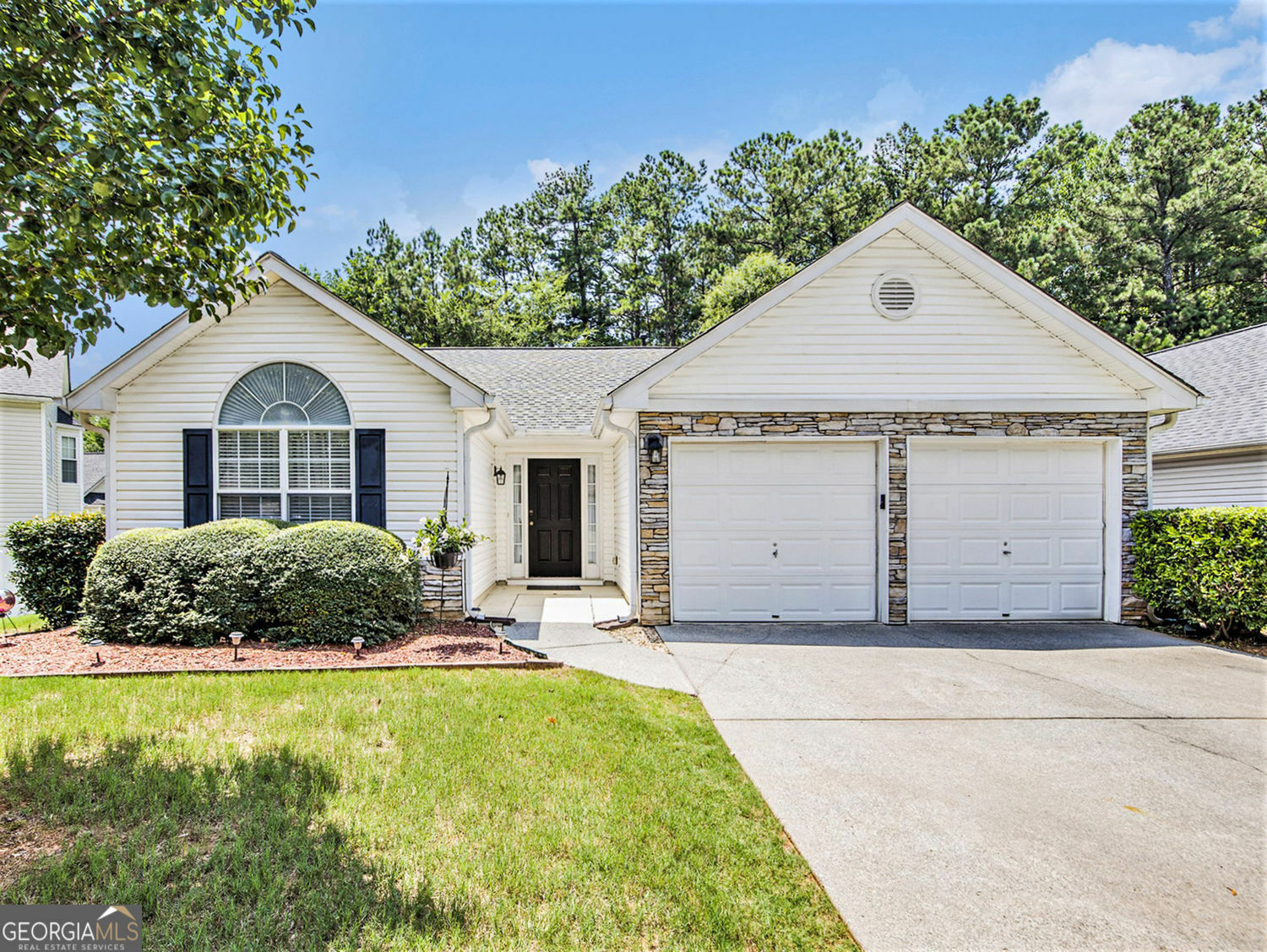 3198 Liberty Commons Drive  Kennesaw GA 30144 photo