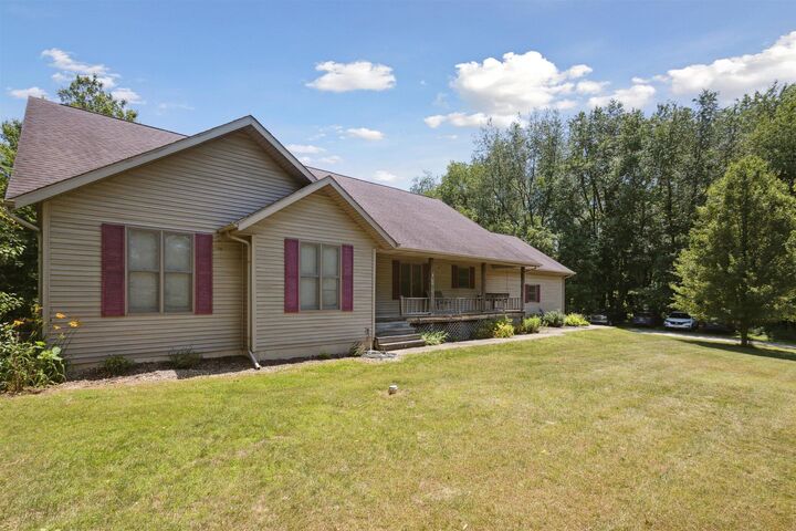 Property Photo: 5171 N 350 IN 46371