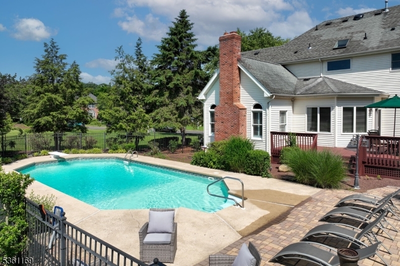 Property Photo: 27 Horseshoe Dr NJ 08844