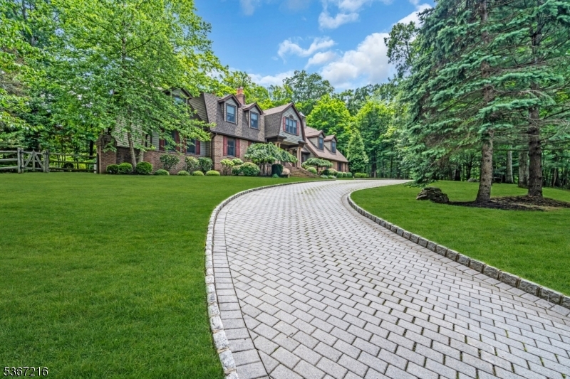 Property Photo: 8 Old Dutch Rd NJ 07059