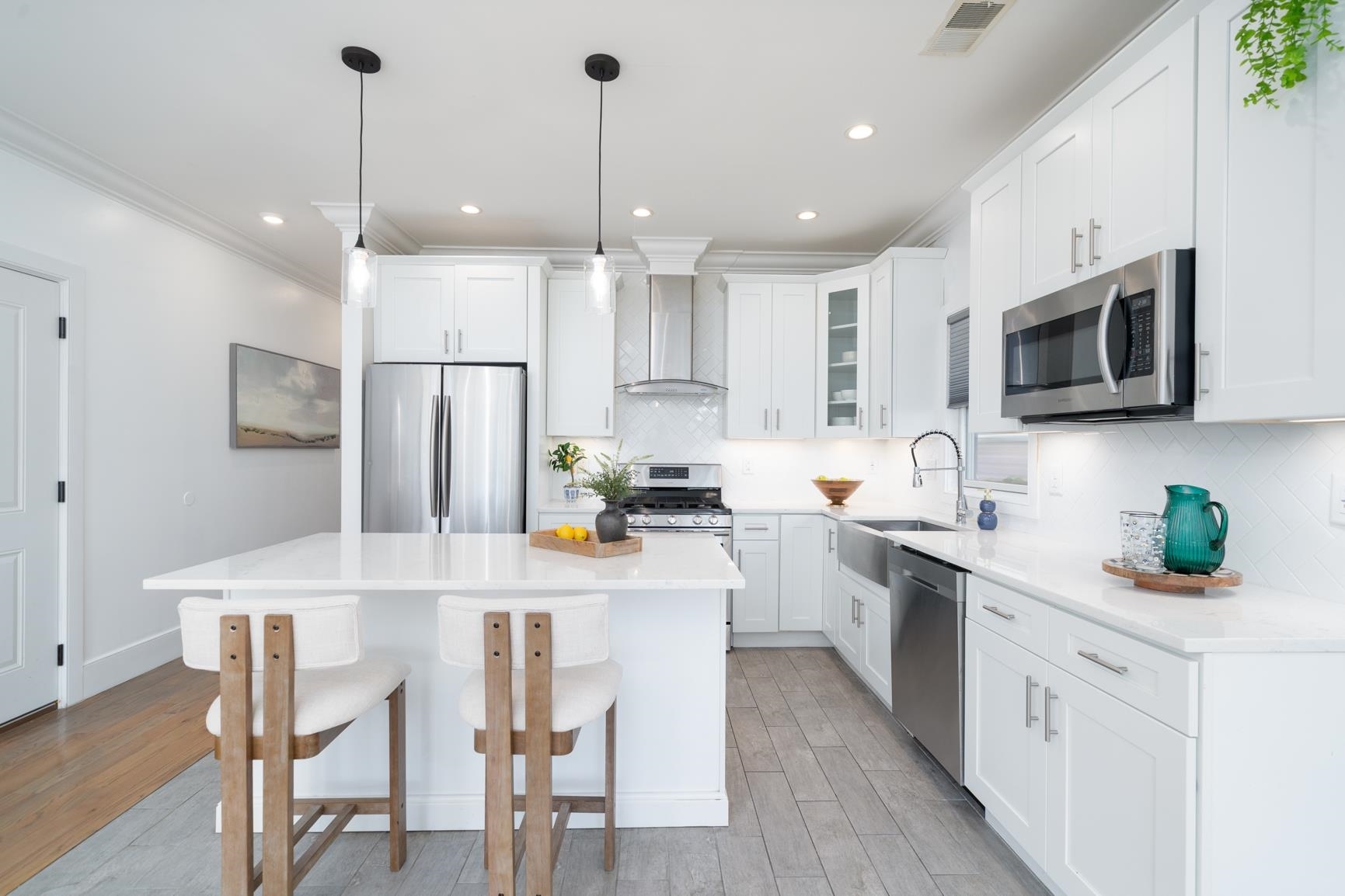 Property Photo:  104 Poplar St 1  NJ 07307 