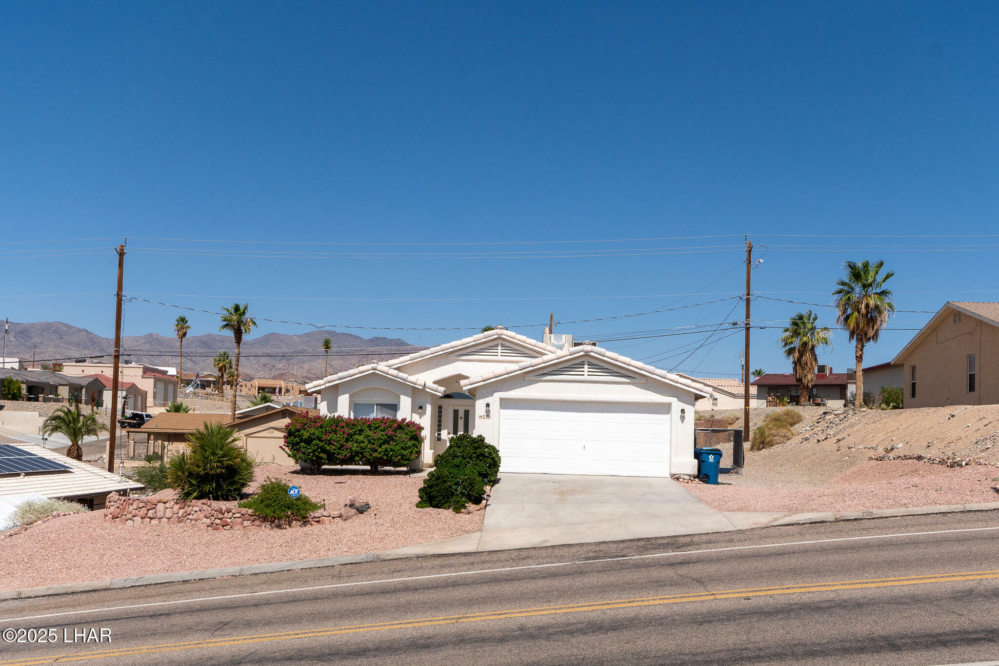 Property Photo: 770 Empress Dr AZ 86403