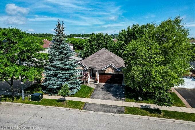 Property Photo: 678 Salzburg Drive ON N2V 2N8