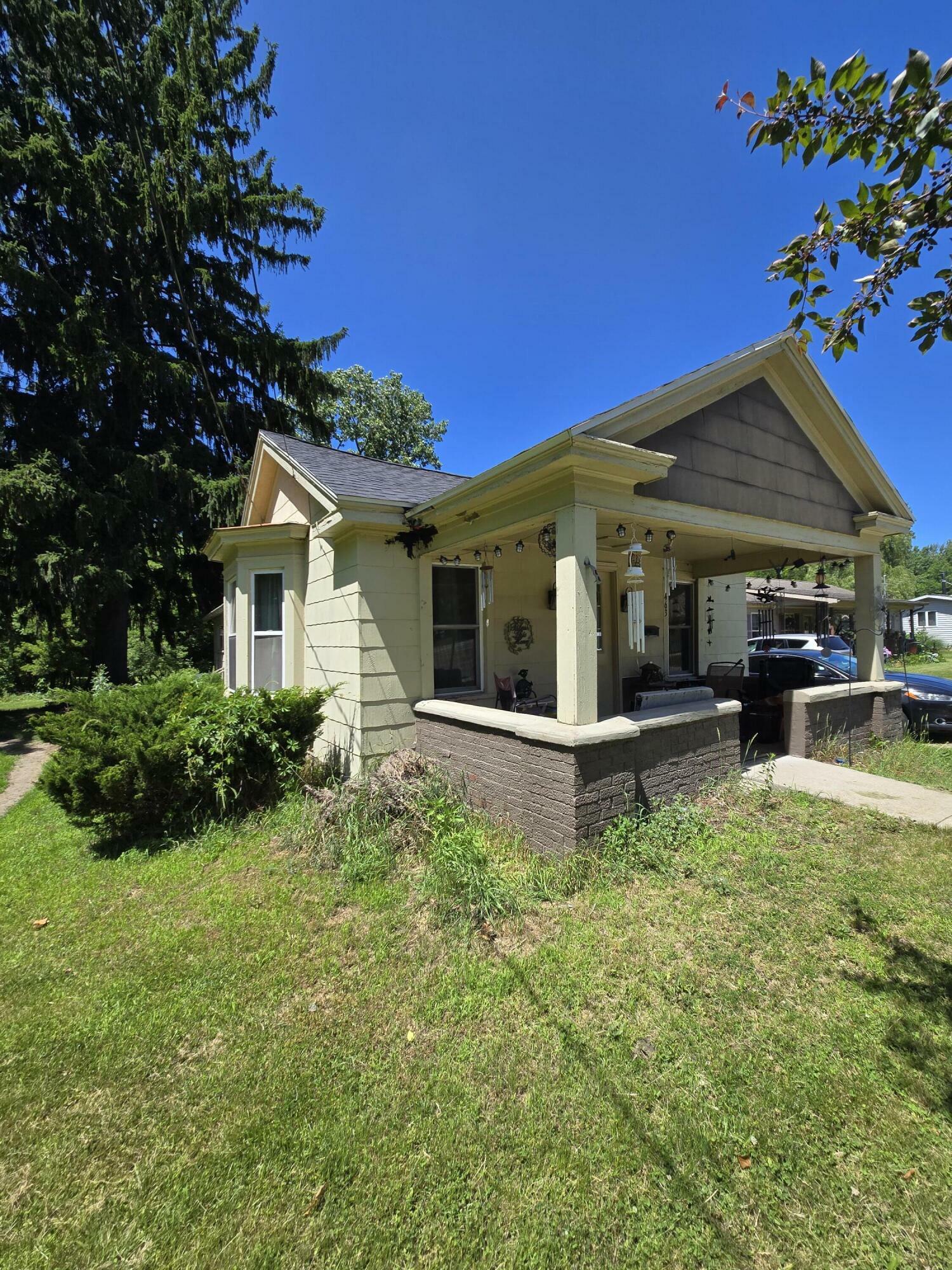 Property Photo: 463 E Chicago Street MI 49250