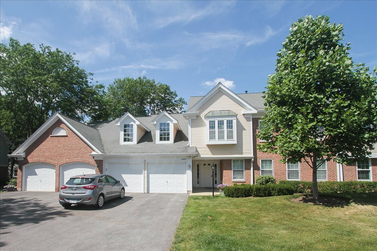 1002 Butternut Lane A  Mount Prospect IL 60056 photo