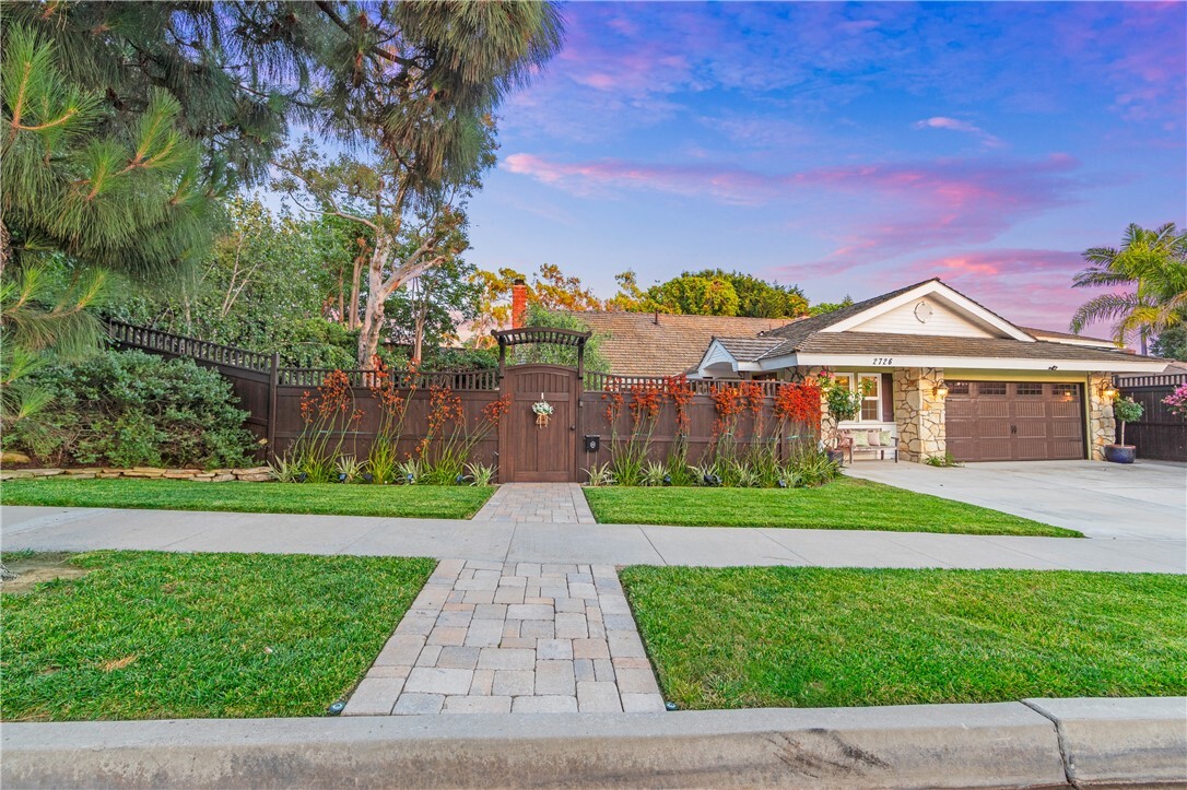 Property Photo: 2726 Cardinal Drive CA 92626