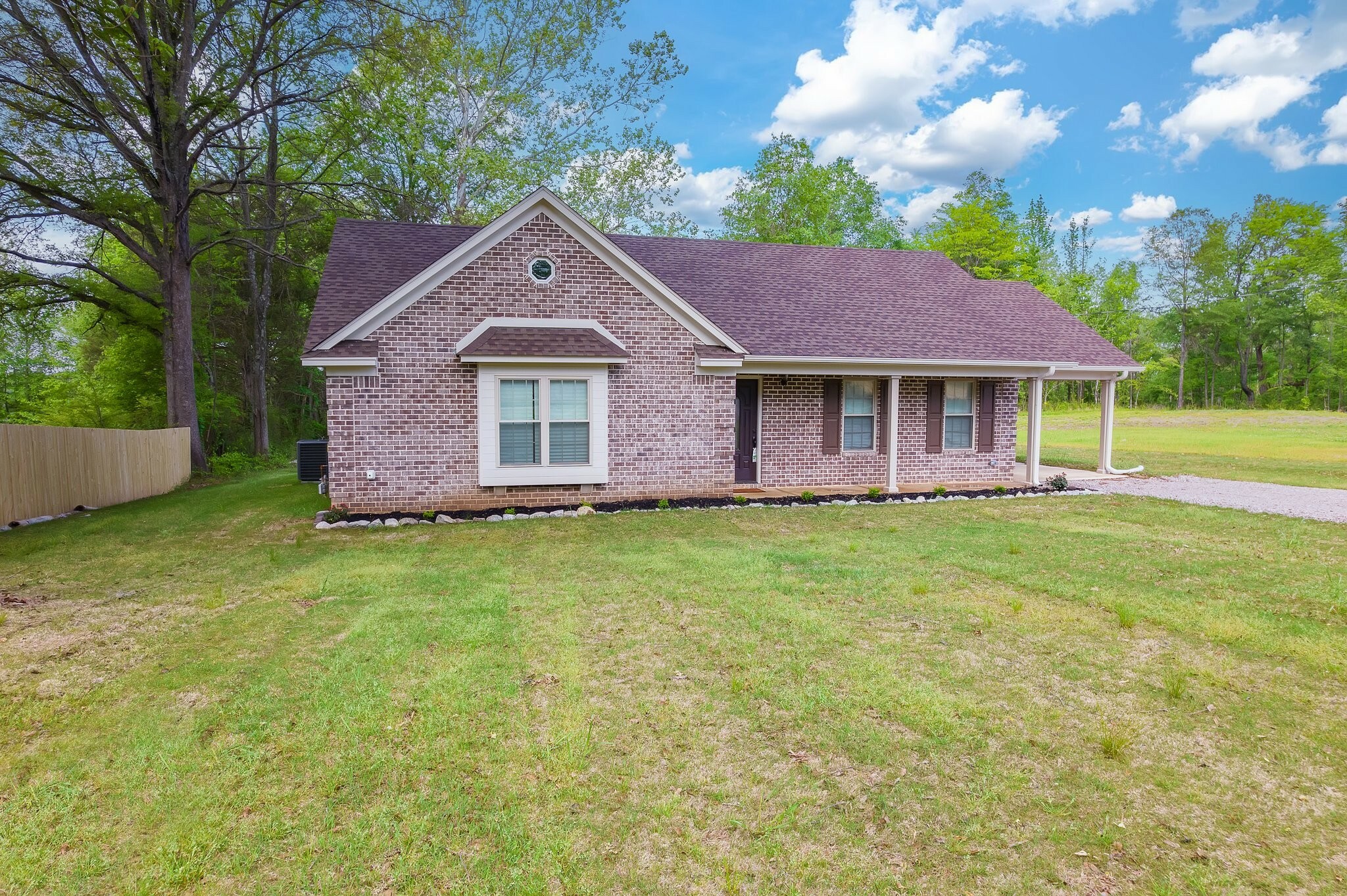 Property Photo: 461 Summit Rd TN 38069