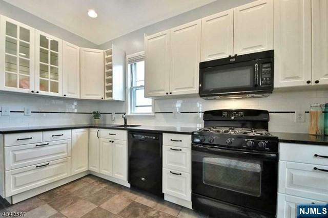Property Photo: 9 Franklin Place NJ 07073