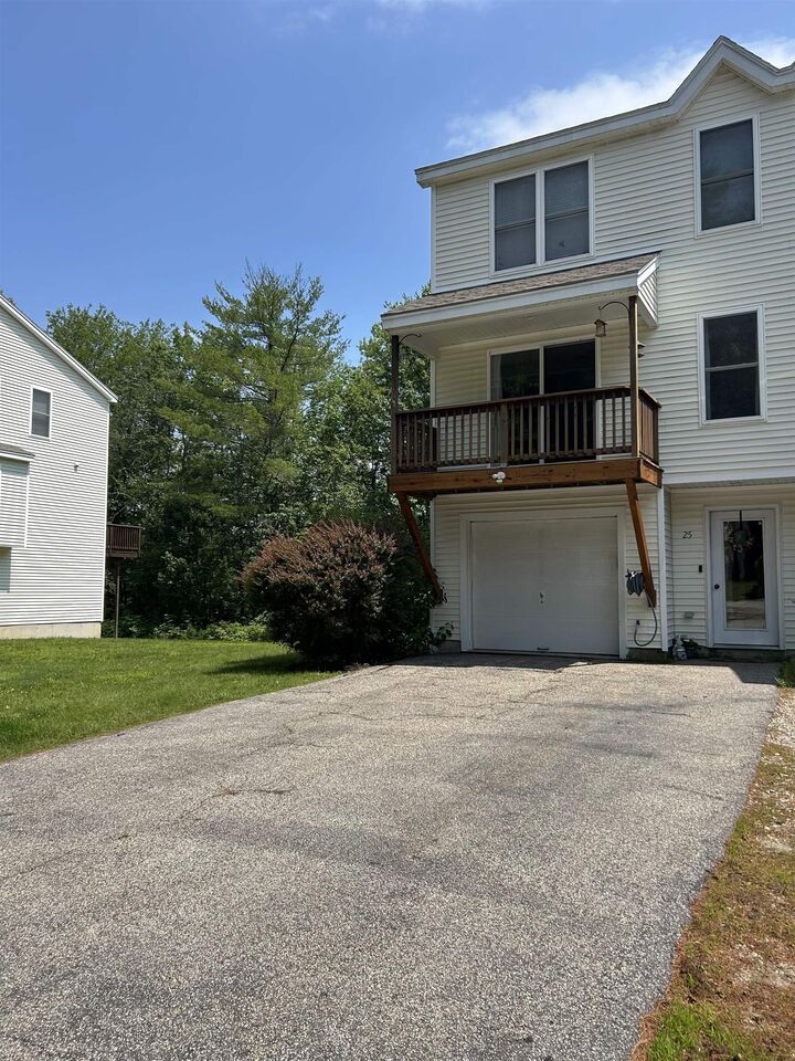 Property Photo: 25 Chandler Lane NH 03042