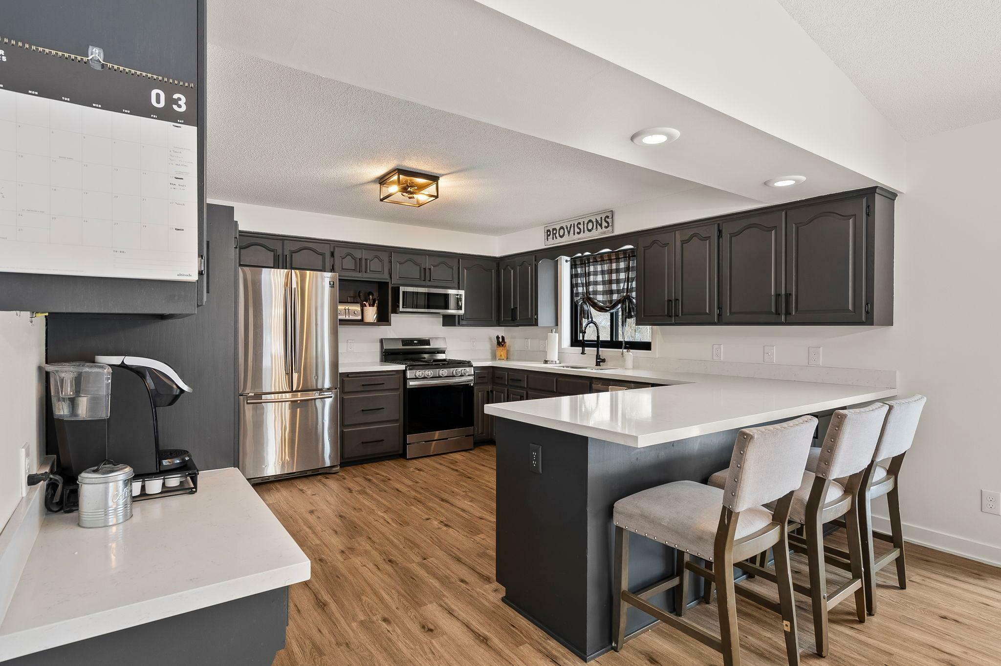Property Photo: 105 Park Lane S MN 55305