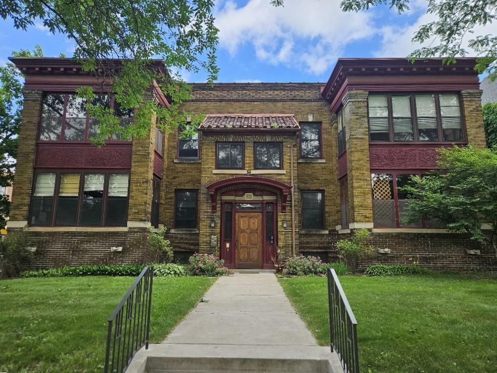 Property Photo: 617 Dayton Avenue 4 MN 55102