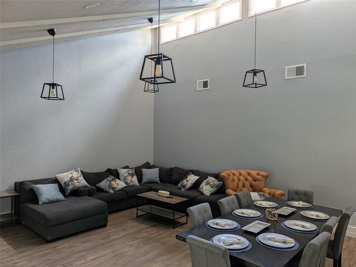 Property Photo:  2507 Carriage Place  TX 76014 