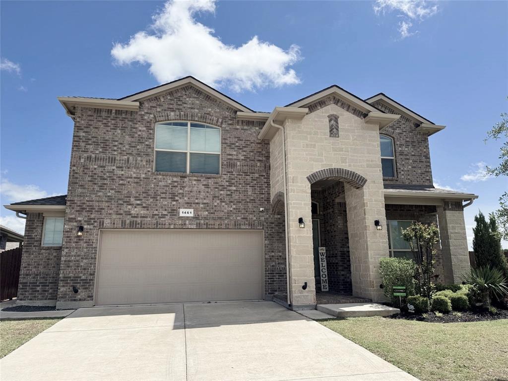 Property Photo: 1461 Archway Court TX 76247