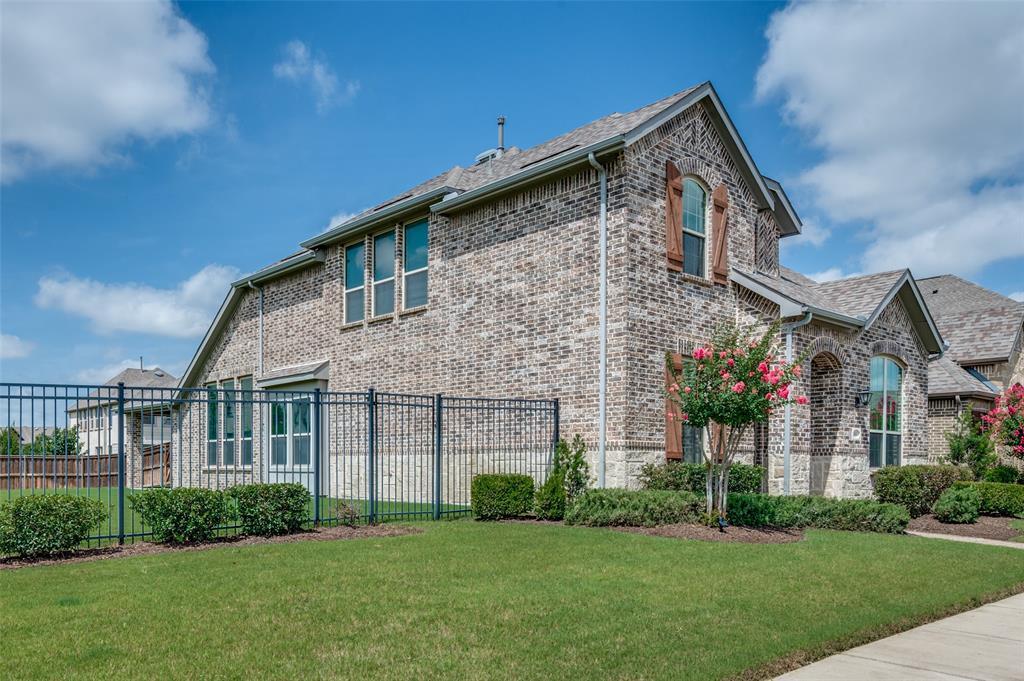 Property Photo: 4418 Huntsman Ridge Lane TX 76005