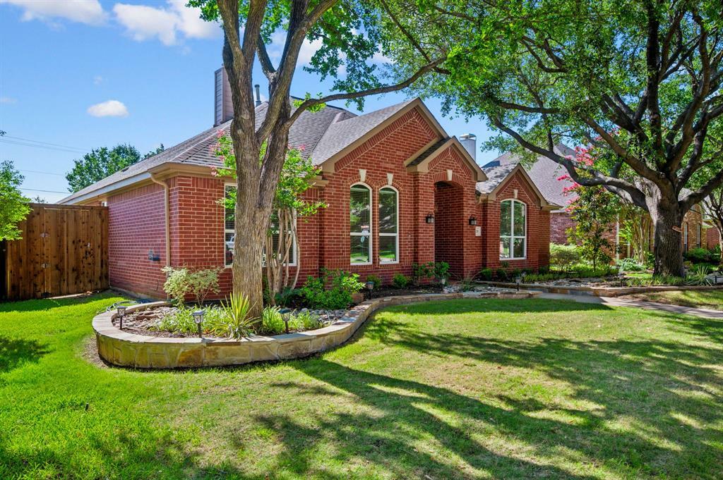 Property Photo: 2020 Bosbury Drive TX 75028