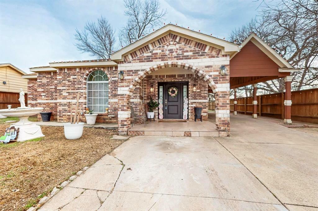 Property Photo: 8202 Marvel Drive TX 75217