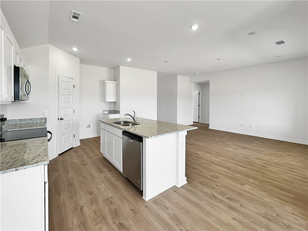 Property Photo: 552 Arizona Street AR 72730