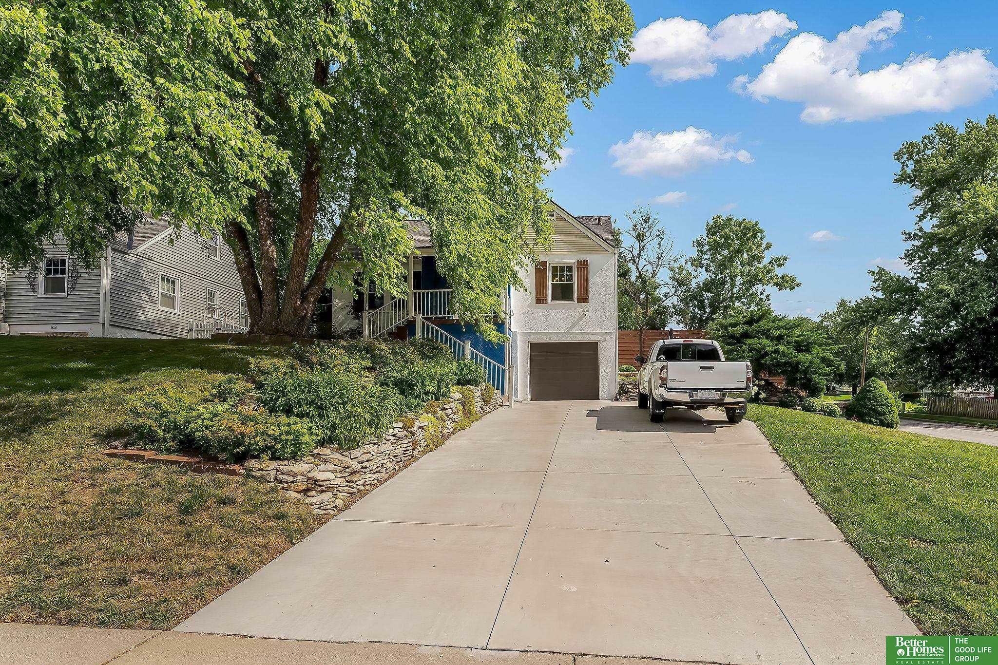 Property Photo: 5102 Poppleton Avenue NE 68106