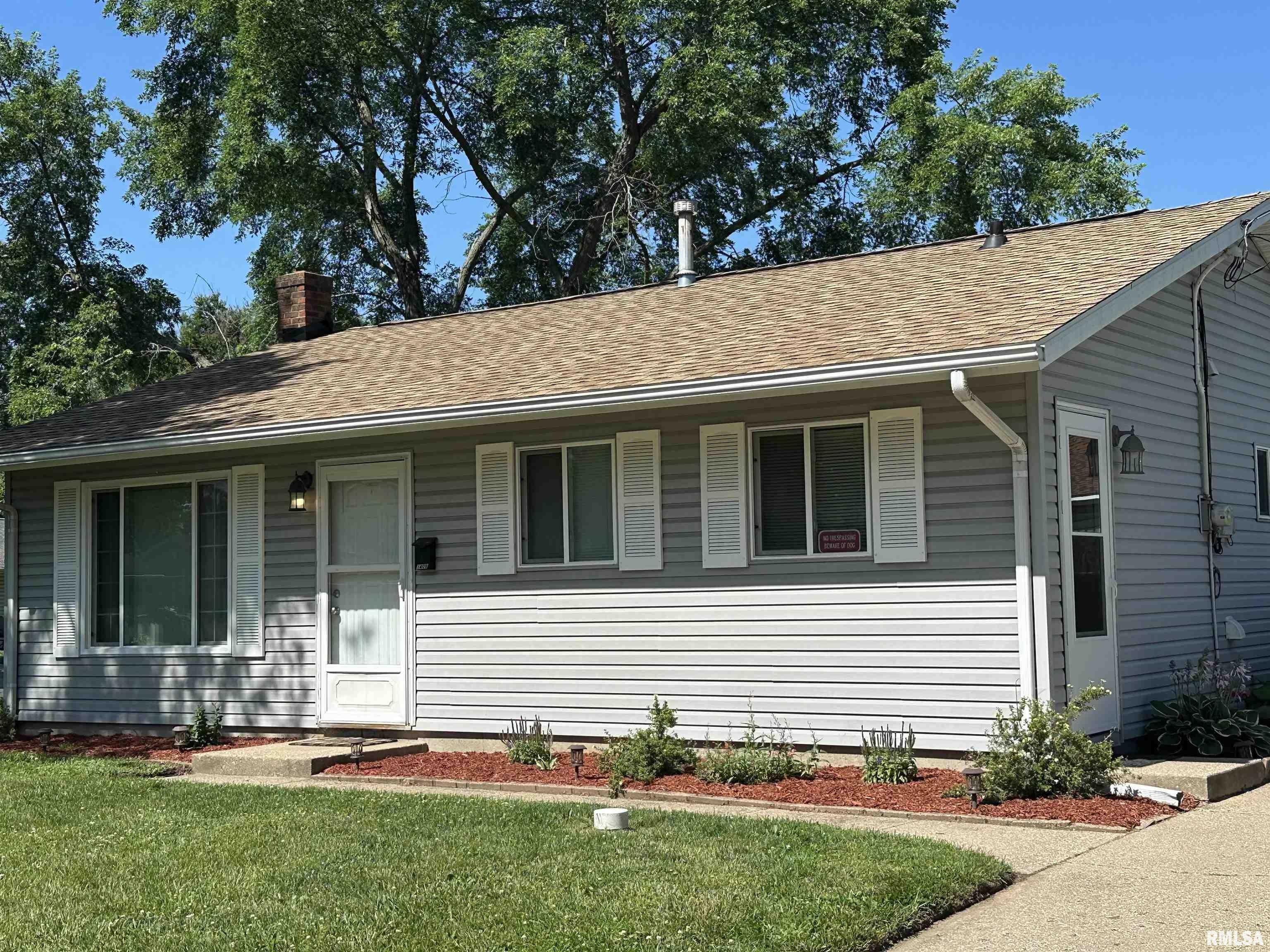 1409 Alton Street  Pekin IL 61554 photo