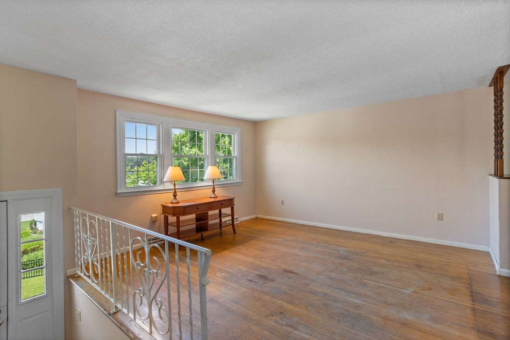 Property Photo: 16 Winding Ln MA 01852