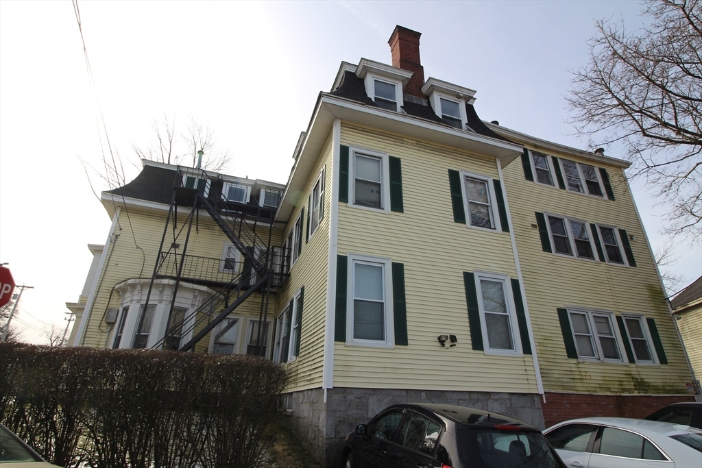 Property Photo: 43 Nesmith Street 11 MA 01852