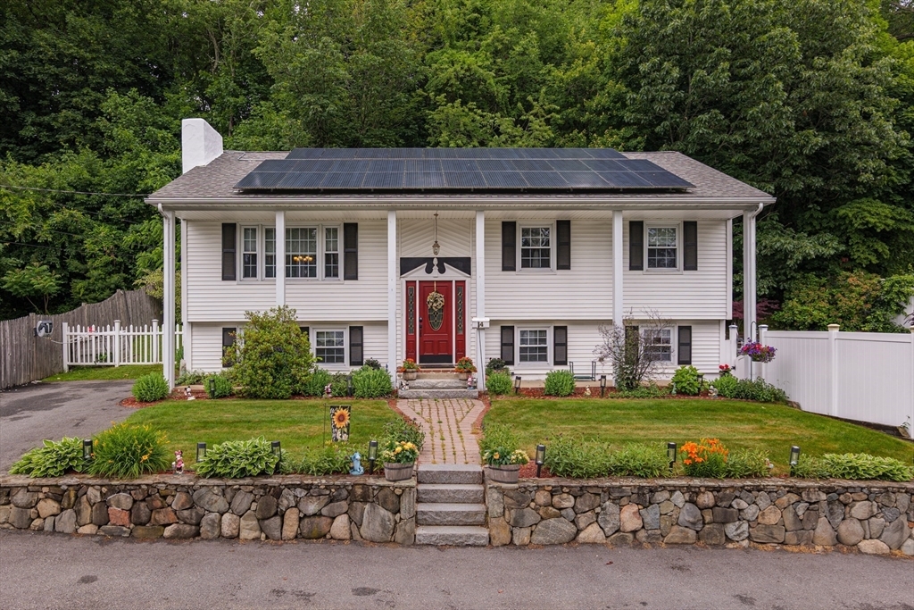 14 West Winkley St  Amesbury MA 01913 photo